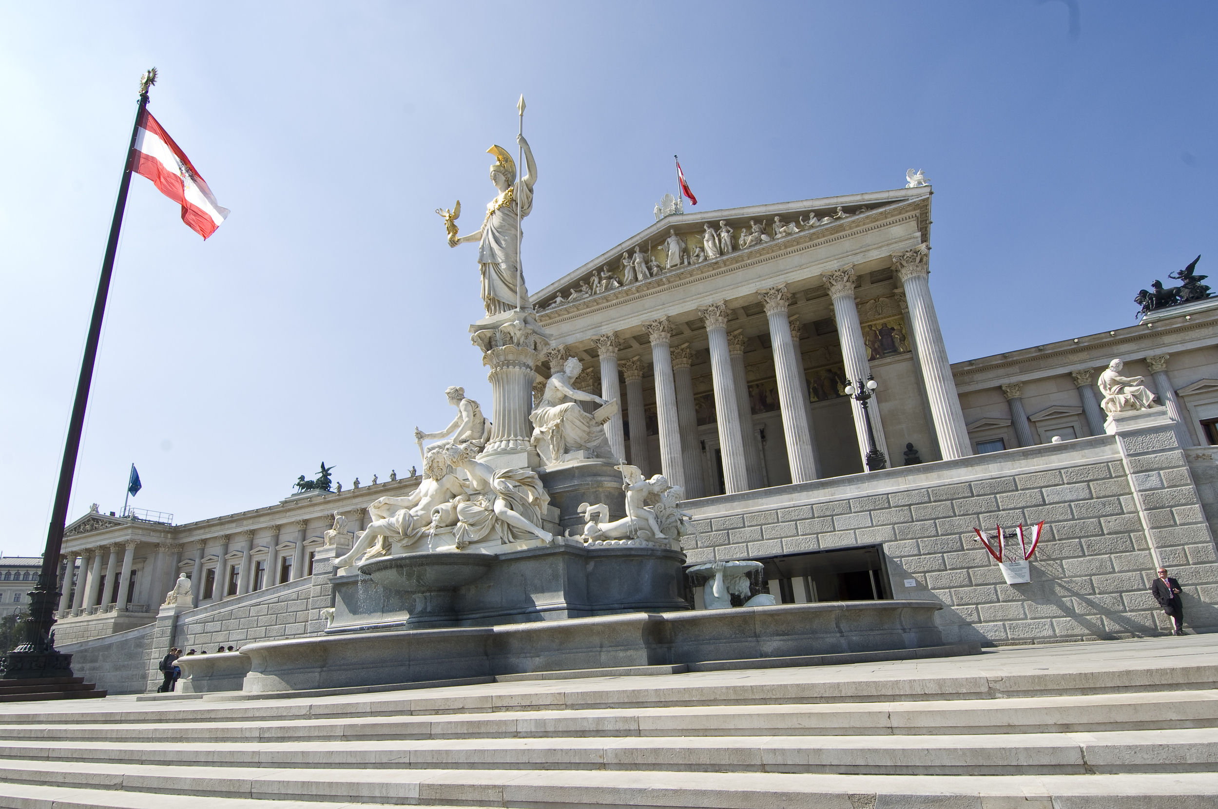 Bild zeigt das österreichische Parlament